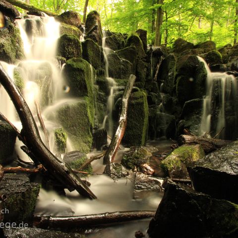 Rhoen 009 Wasserfall, Teufelsmuehle, Biosphaerenreservat, Rhoen, Bayern, Deutschland, Germany