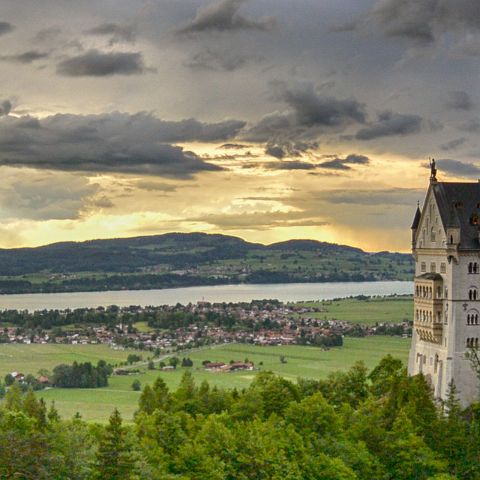 Panorama 3x1 001 Abendstimmung am Schloss Neuschwanstein mit Forggensee