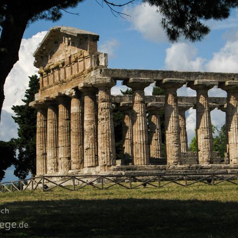 Cilento 001 Griechische Tempel, Paestum, Kampanien, Campania, Italien, Italia, Italy