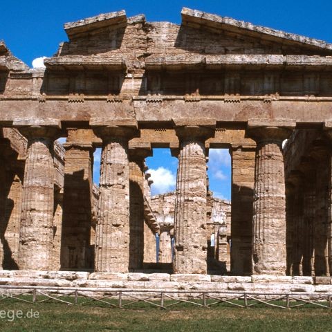 Cilento 003 Griechische Tempel, Paestum, Kampanien, Campania, Italien, Italia, Italy